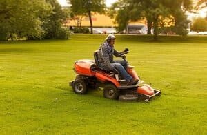 Tractores Cortacésped Profesionales